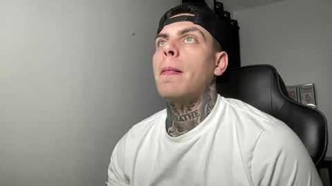 Snapshot of johnafterdark chatting on March 1, 2026, 2:35 am JAXX online show from March 1, 2026, 2:35 am