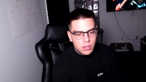 Snapshot of johnafterdark chatting on March 20, 2026, 1:32 am JAXX online show from March 20, 2026, 1:32 am