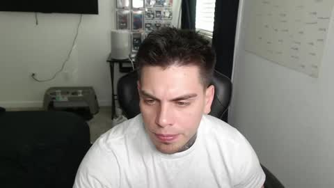 Snapshot of johnafterdark chatting on April 28, 2026, 10:37 pm JAXX online show from April 28, 2026, 10:37 pm