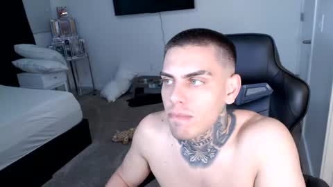 Snapshot of johnafterdark chatting on July 16, 2026, 2:50 am JAXX online show from July 16, 2026, 2:50 am