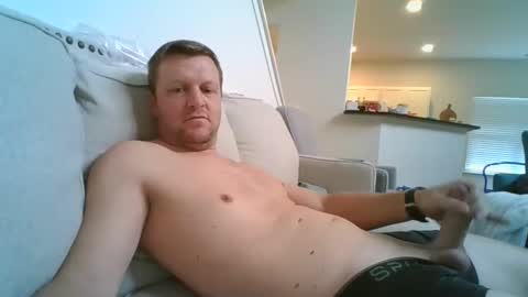 Snapshot of johnd101020 chatting on December 3, 2025, 3:21 pm johnd101020 online show from December 3, 2025, 3:21 pm