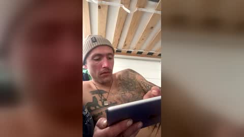 johngiaver3 online show from April 9, 2026, 11:37 am