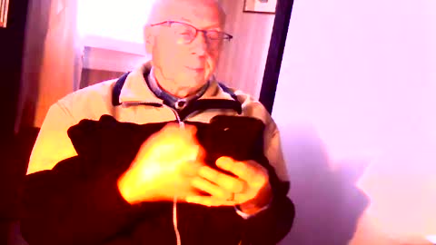 Snapshot of johnjohn6226623 chatting on January 5, 2025, 2:30 pm johnjohn6226 online show from January 5, 2025, 2:30 pm