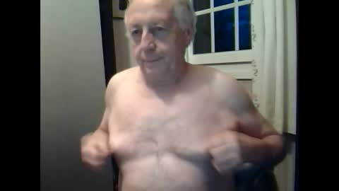 Snapshot of johnjohn6226623 chatting on February 4, 2025, 5:23 pm johnjohn6226 online show from February 4, 2025, 5:23 pm