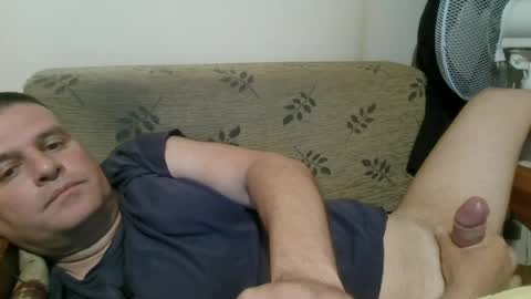 Snapshot of johnkrasas5 chatting on June 7, 2026, 6:44 pm AlexLoven online show from June 7, 2026, 6:44 pm