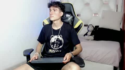 johnny_cagee online show from January 14, 2026, 6:08 am