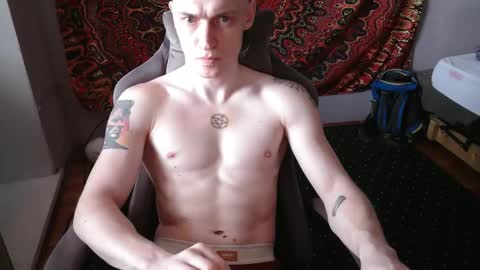 Snapshot of johnny_positive chatting on February 18, 2026, 6:53 am Johnny online show from February 18, 2026, 6:53 am