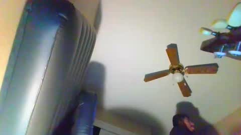 johnnyemonleos online show from June 1, 2026, 2:57 am