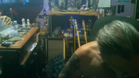 Snapshot of johnnyshung1 chatting on November 29, 2025, 6:55 pm johnnyshung1 online show from November 29, 2025, 6:55 pm