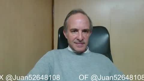 Snapshot of johnq_23 chatting on July 24, 2026, 4:05 pm John online show from July 24, 2026, 4:05 pm