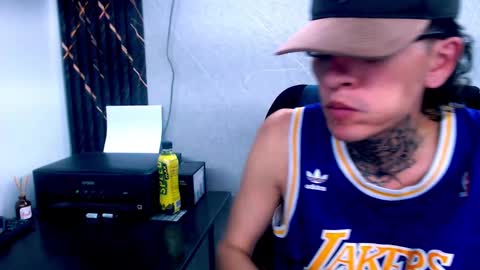 johnsonisaac94  online show from February 18, 2025, 4:26 am