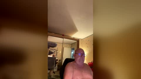 Snapshot of jojo60000529566 chatting on January 14, 2026, 7:25 am jojo60000529566 online show from January 14, 2026, 7:25 am