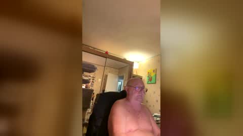 Snapshot of jojo60000529566 chatting on February 10, 2026, 6:28 am jojo60000529566 online show from February 10, 2026, 6:28 am