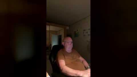 Snapshot of jojo60000529566 chatting on March 9, 2026, 8:24 pm jojo60000529566 online show from March 9, 2026, 8:24 pm