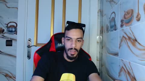 ALICEARABIAN online show from October 22, 2025, 5:34 pm