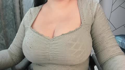 Snapshot of jolenekiss chatting on January 3, 2025, 9:15 am Jolene online show from January 3, 2025, 9:15 am