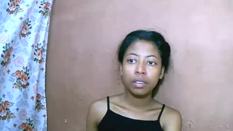 Snapshot of joliekah27 chatting on March 11, 2025, 4:43 am joliekah27 online show from March 11, 2025, 4:43 am