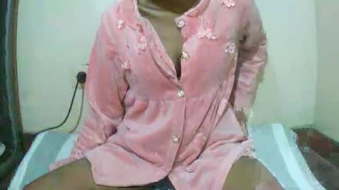 joliekah27 online show from December 20, 2025, 6:48 pm