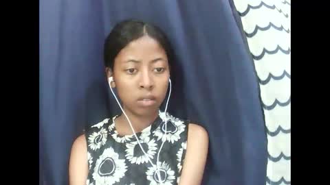 joliekah27 online show from March 4, 2026, 7:58 am