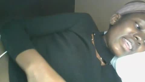 jollynabeb online show from November 17, 2025, 7:41 pm