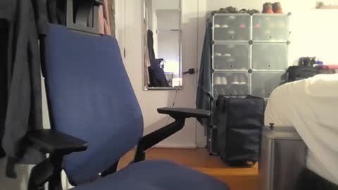 Snapshot of jomanf chatting on February 3, 2025, 9:41 am Mason online show from February 3, 2025, 9:41 am