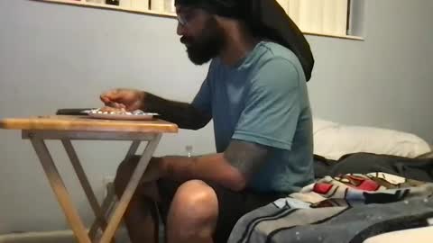 jon2h6k online show from January 31, 2025, 4:47 am