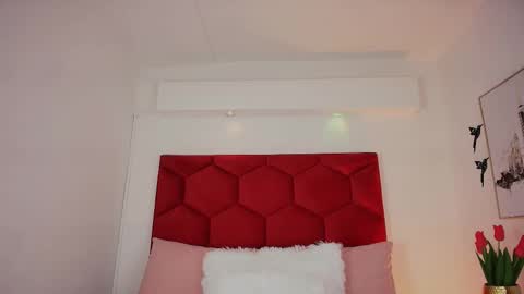 Jonas  online show from September 21, 2025, 12:51 pm