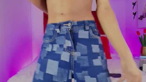 Jonas  online show from November 11, 2025, 1:11 pm