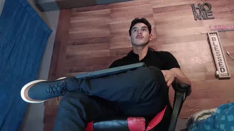 jonathancast08 online show from November 20, 2025, 12:11 am