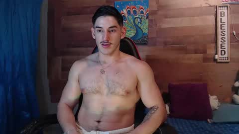 jonathancast08 online show from November 22, 2025, 7:13 pm