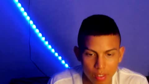 Snapshot of jonesgowther chatting on January 19, 2025, 1:53 am jonesgowther online show from January 19, 2025, 1:53 am