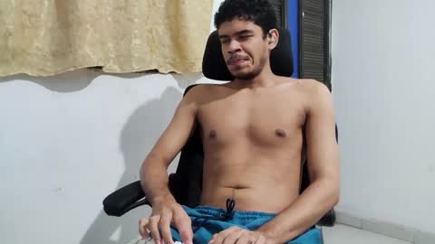 Snapshot of jonhsebastiann chatting on October 16, 2025, 5:52 am John online show from October 16, 2025, 5:52 am