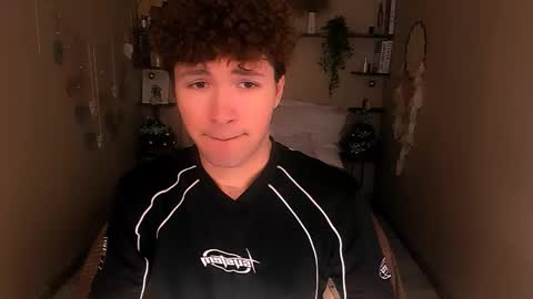 Snapshot of jonny_dark chatting on December 17, 2025, 9:15 am Jonny online show from December 17, 2025, 9:15 am