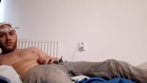 J online show from September 10, 2025, 3:56 pm