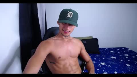Snapshot of jonryder_ chatting on December 7, 2024, 2:31 am Ryder Jon online show from December 7, 2024, 2:31 am