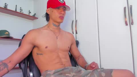 Ryder Jon online show from May 17, 2026, 12:41 am