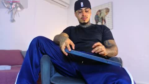 Jordan Smith online show from December 22, 2025, 9:23 pm