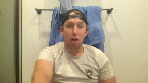 jorddiickzilla online show from October 14, 2025, 3:18 am