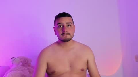 Snapshot of jordy_and_sofi chatting on November 19, 2025, 3:50 am JORDY AND SOFI online show from November 19, 2025, 3:50 am