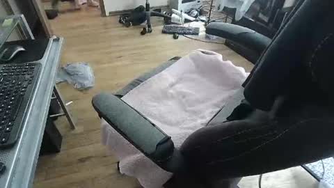 Snapshot of jorigwm chatting on February 7, 2025, 9:26 am jorigwm online show from February 7, 2025, 9:26 am