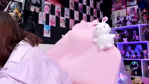 Snapshot of jorougumo chatting on December 18, 2025, 4:57 pm Rose online show from December 18, 2025, 4:57 pm