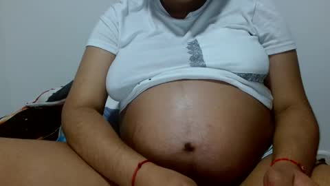 jose y carolina online show from February 24, 2025, 1:46 am