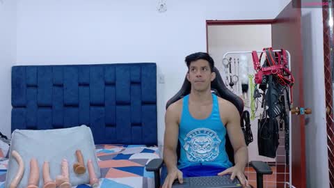 jose_rumbero91 online show from January 11, 2026, 12:32 pm