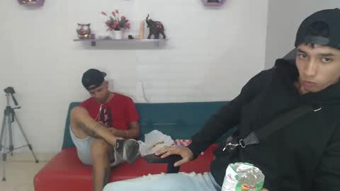 jose_sexycumm online show from March 5, 2025, 2:14 am
