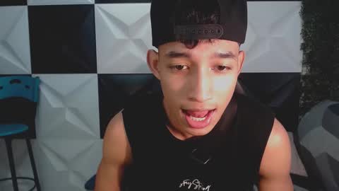 jose_sexycumm online show from March 12, 2025, 7:59 pm
