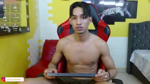 jose_sexycumm online show from November 19, 2025, 7:36 pm