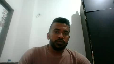 Snapshot of josebabilonia09 chatting on May 23, 2026, 7:13 am Anonimusjb online show from May 23, 2026, 7:13 am