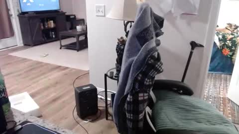 Josef online show from November 10, 2025, 11:15 pm