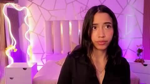 Joselyn  online show from March 13, 2026, 12:01 pm