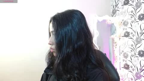 Joselyn  online show from April 1, 2026, 11:33 am